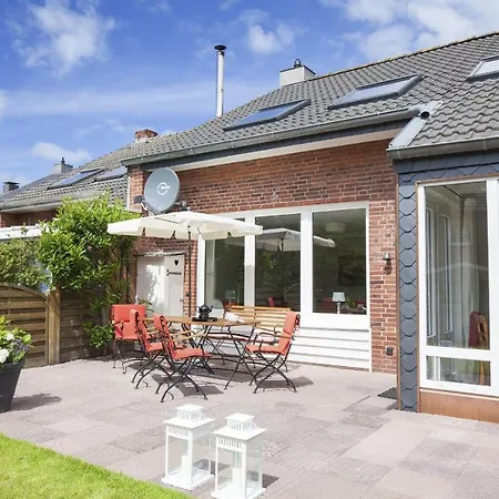 Ferienhaus Captains View *