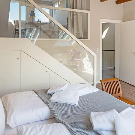 Ferienhaus Captains View *